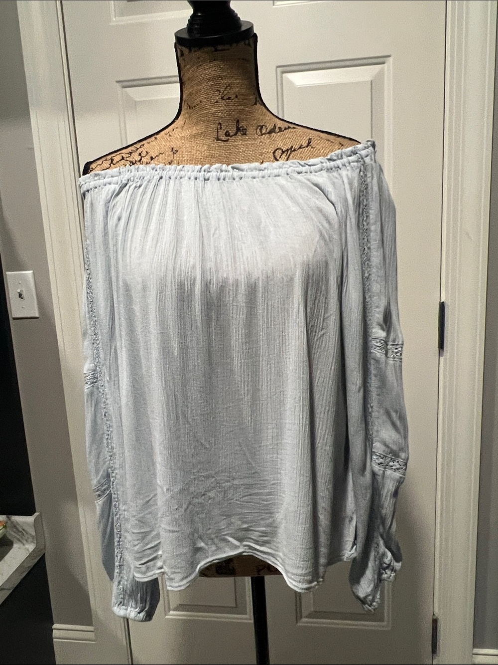 Sanctuary Sz S Light Blue Off-Shoulder Women’s Top Gauzy Breezy Casual Vacation